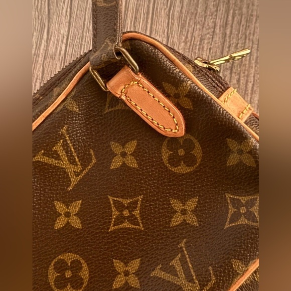 ❌SOLD❌ Authentic Vintage Louis Vuitton Monogram Marly Bandouliere Shoulder Bag - Picture 10 of 16
